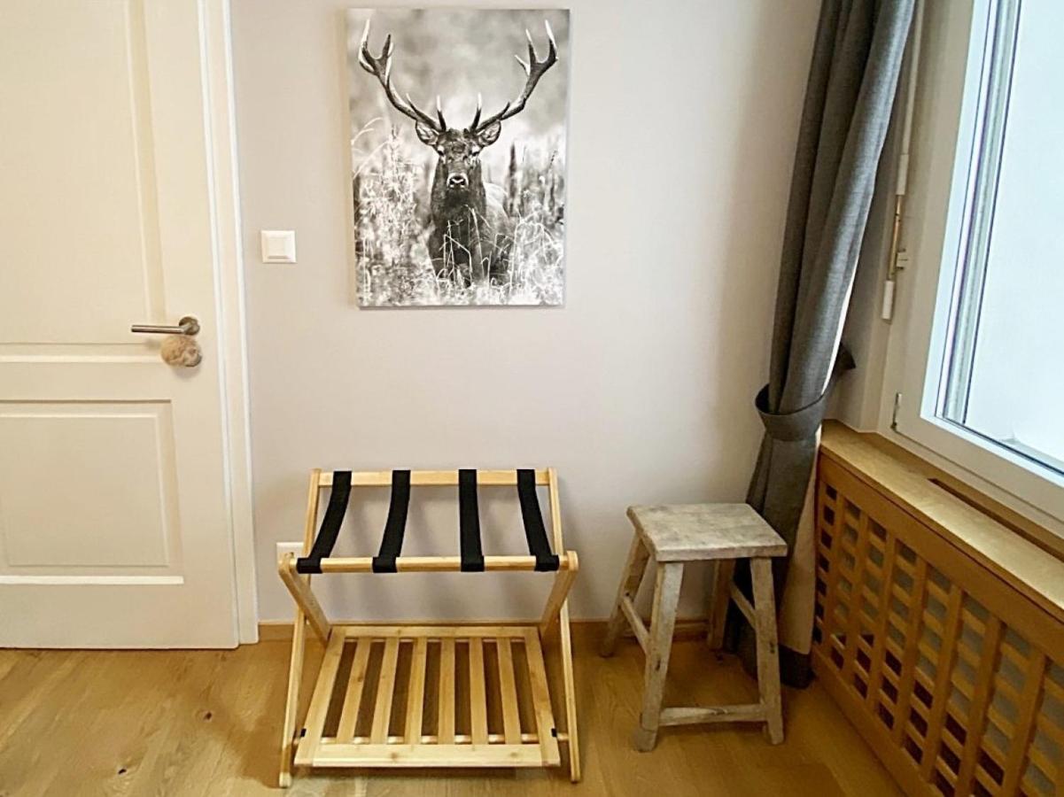 Jaegerstil, 70m2, Zentral, 1 Parkplatz - Re31 Apartment St. Moritz